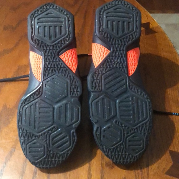 Lebron XIII Multi-Color - Youth 7 - Picture 3 of 7